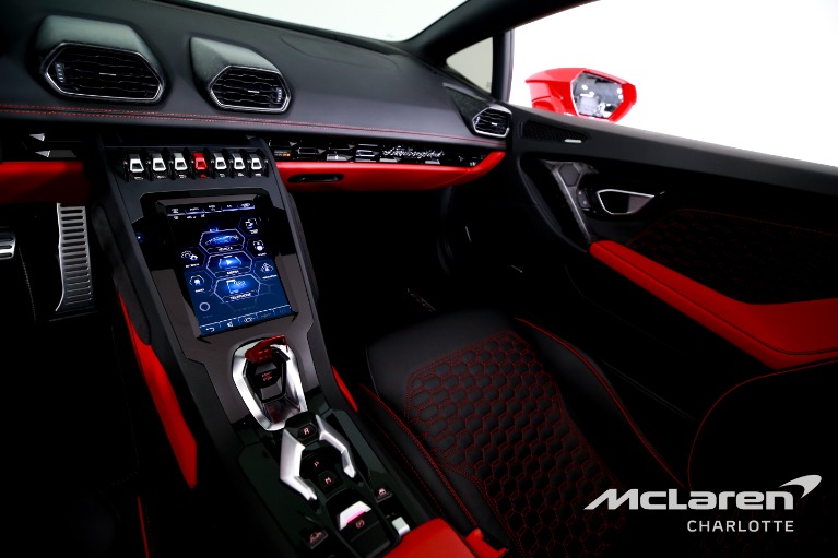 Used-2020-Lamborghini-Huracan-EVO-Spyder