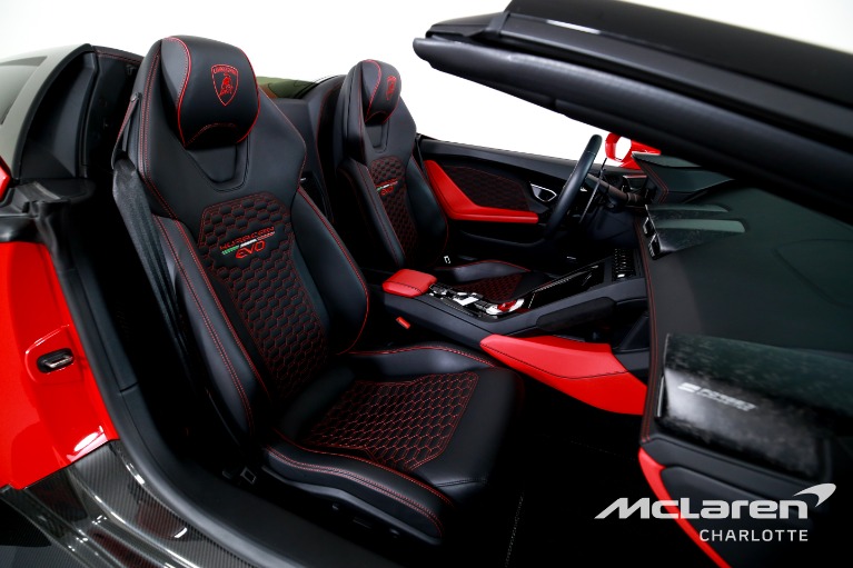 Used-2020-Lamborghini-Huracan-EVO-Spyder
