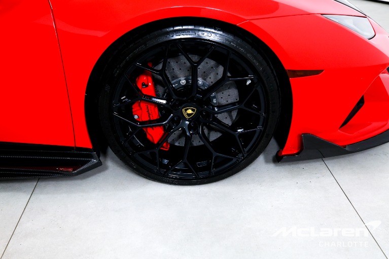 Used-2020-Lamborghini-Huracan-EVO-Spyder