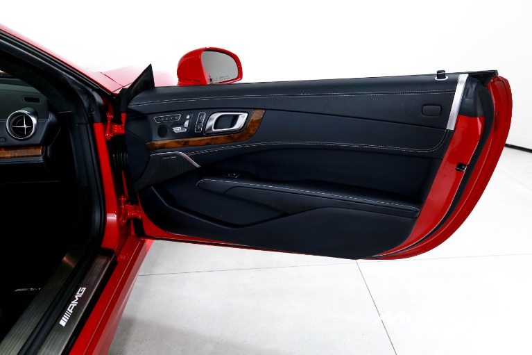 Used-2016-Mercedes-Benz-SL-Class-AMG-SL-63