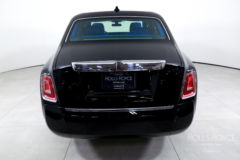 New-2027-Rolls-Royce-Phantom
