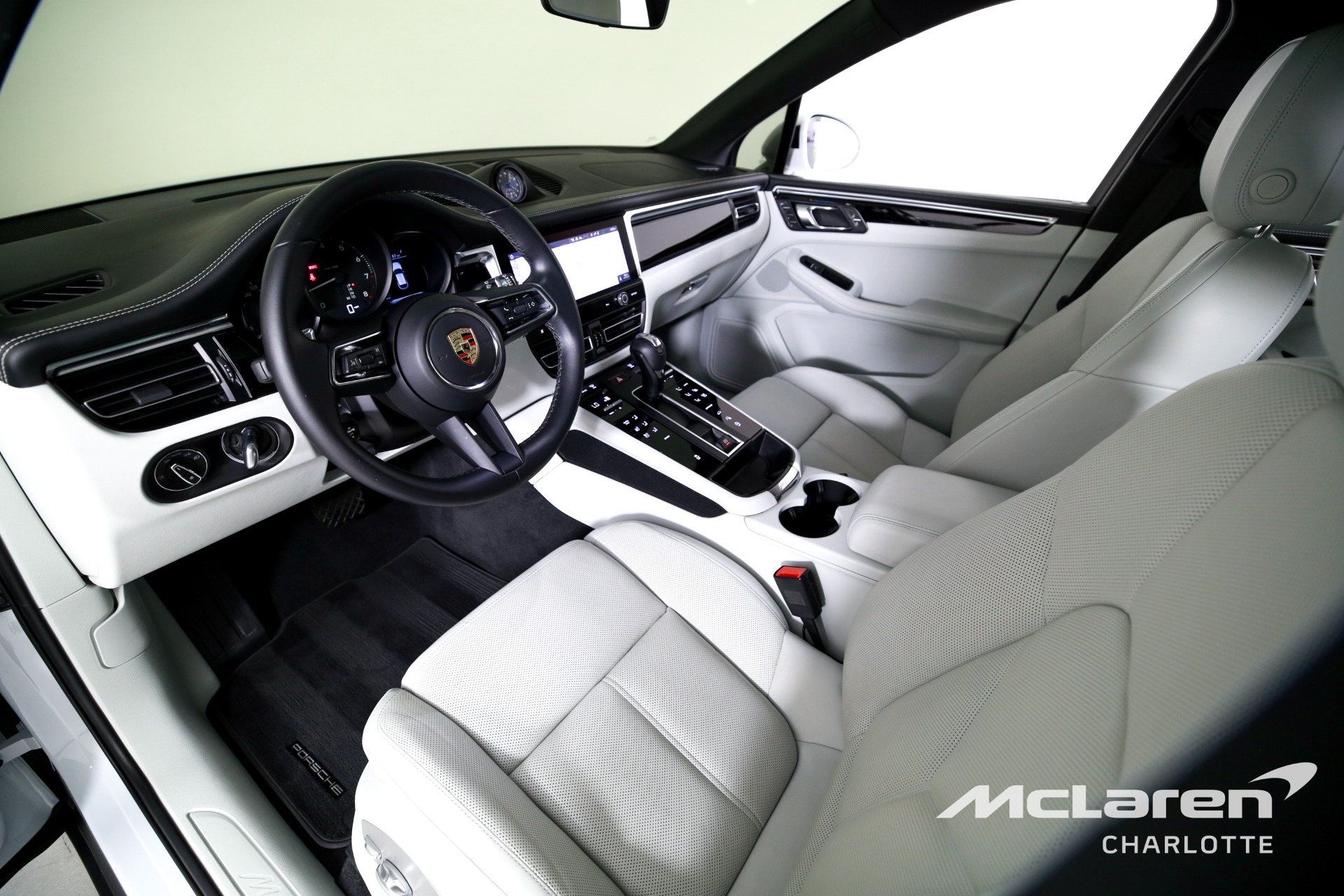 Used 2024 Porsche Macan  | Charlotte, NC
