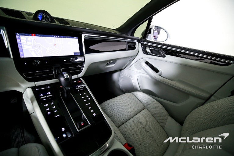 Used-2024-Porsche-Macan
