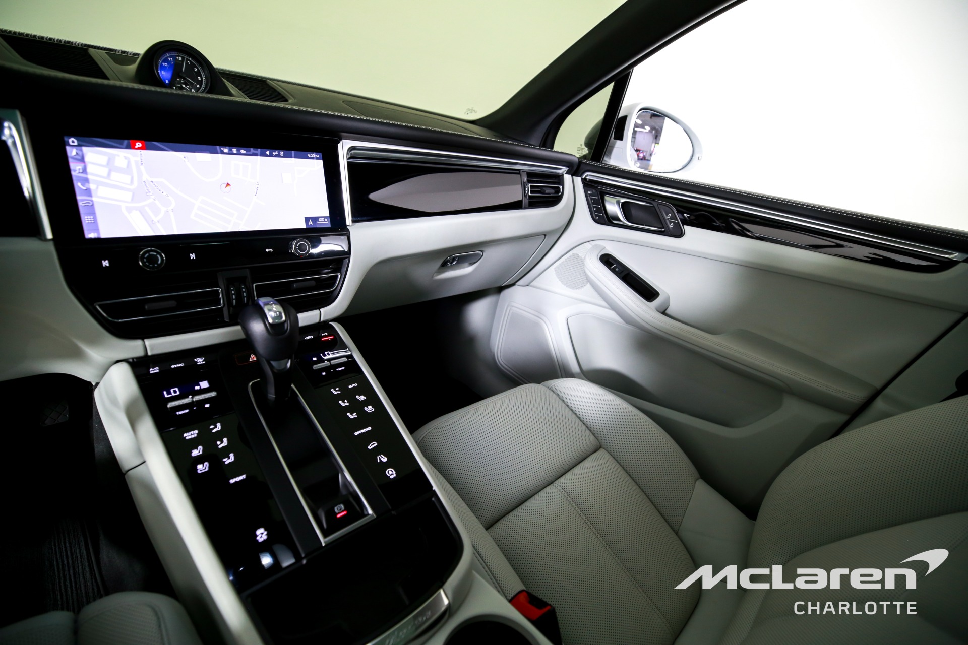 Used 2024 Porsche Macan  | Charlotte, NC