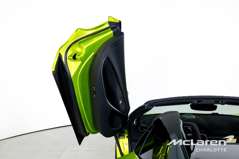 Used-2025-McLaren-Artura-Spider