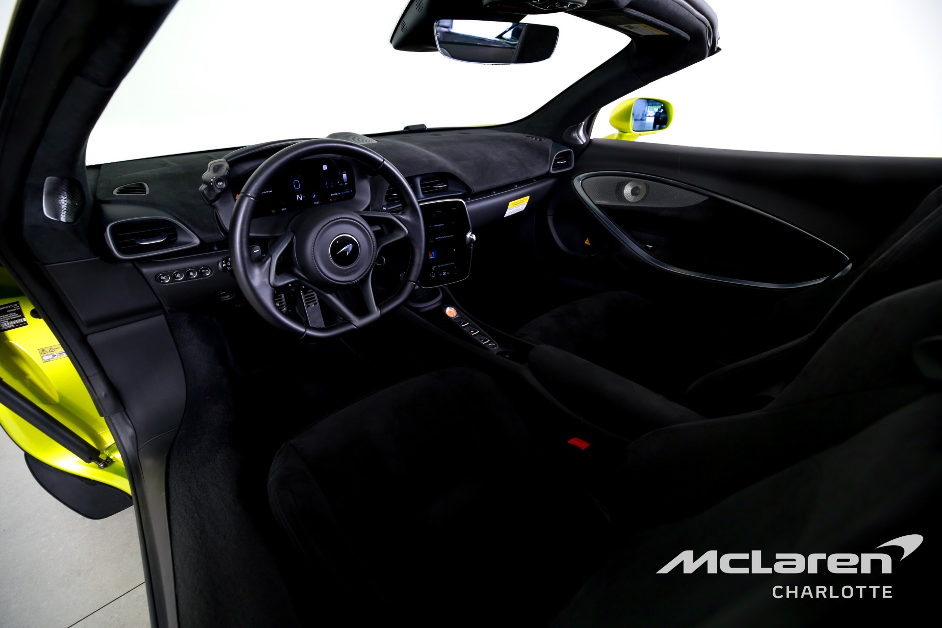Used 2025 McLaren Artura Spider  | Charlotte, NC