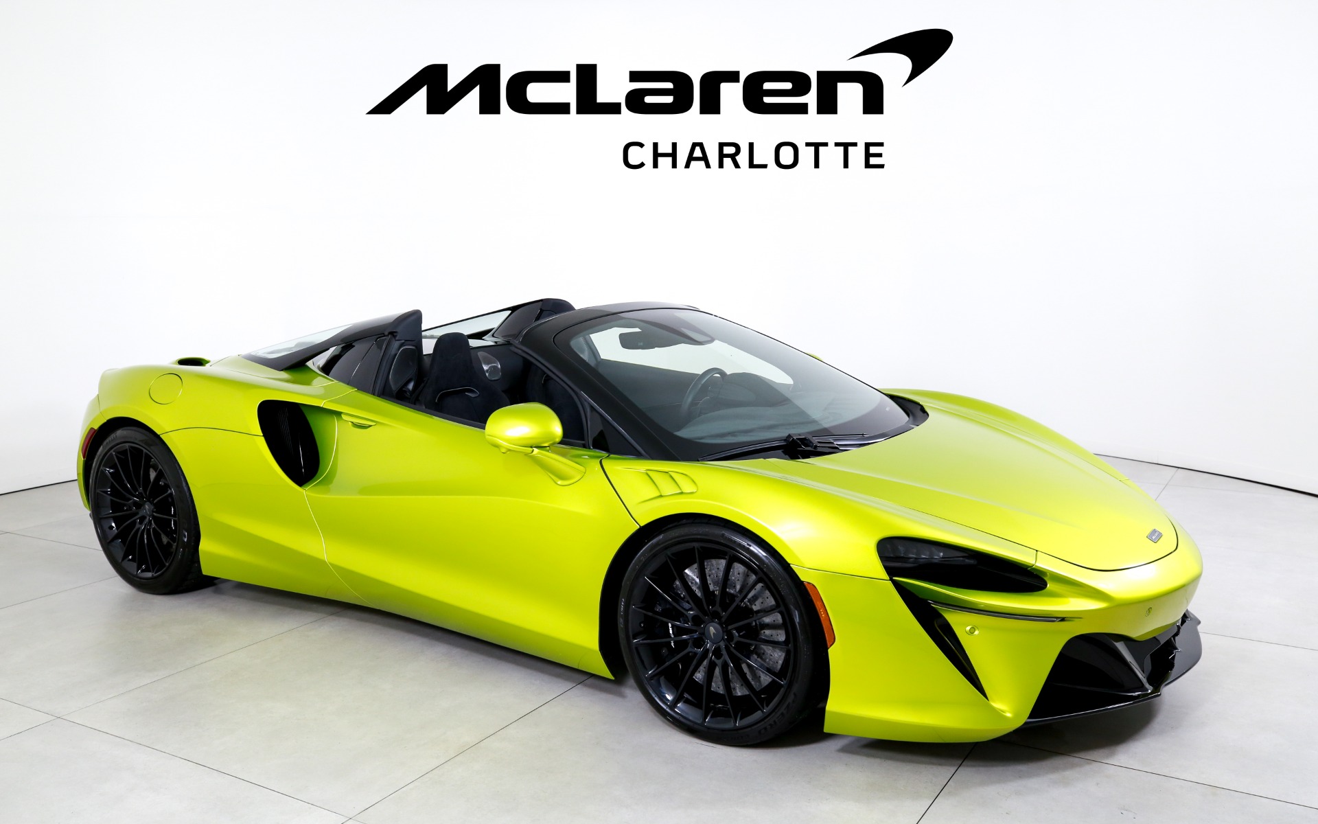 Used 2025 McLaren Artura Spider  | Charlotte, NC