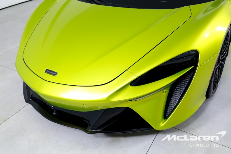 Used-2025-McLaren-Artura-Spider