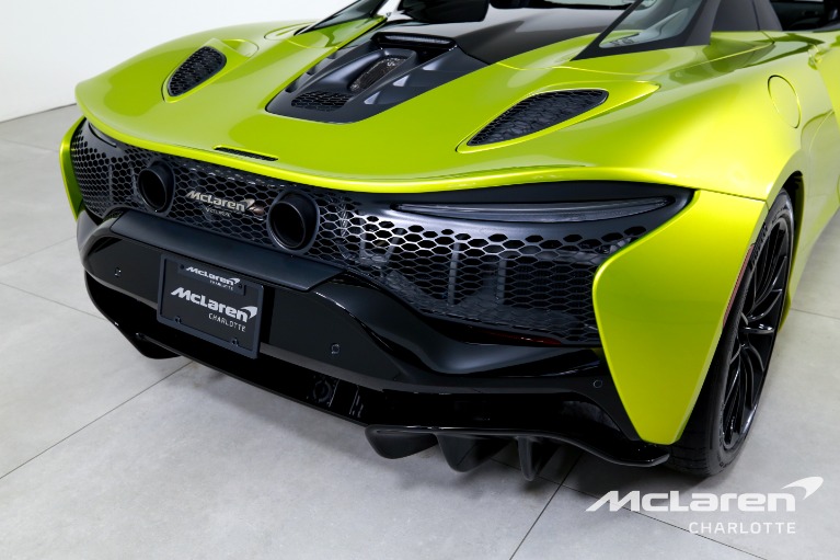 Used-2025-McLaren-Artura-Spider