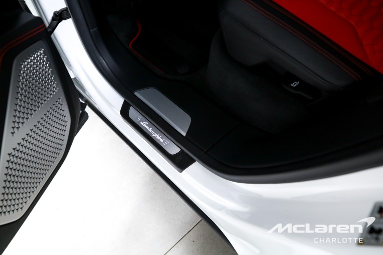 Used-2020-Lamborghini-Urus
