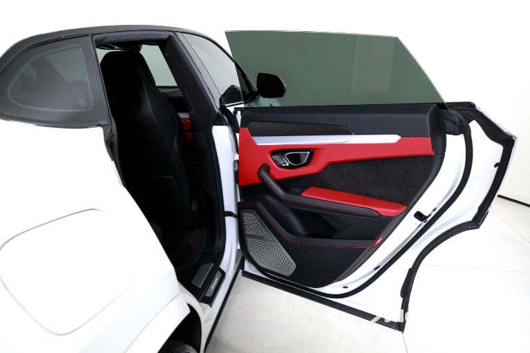 Used-2020-Lamborghini-Urus