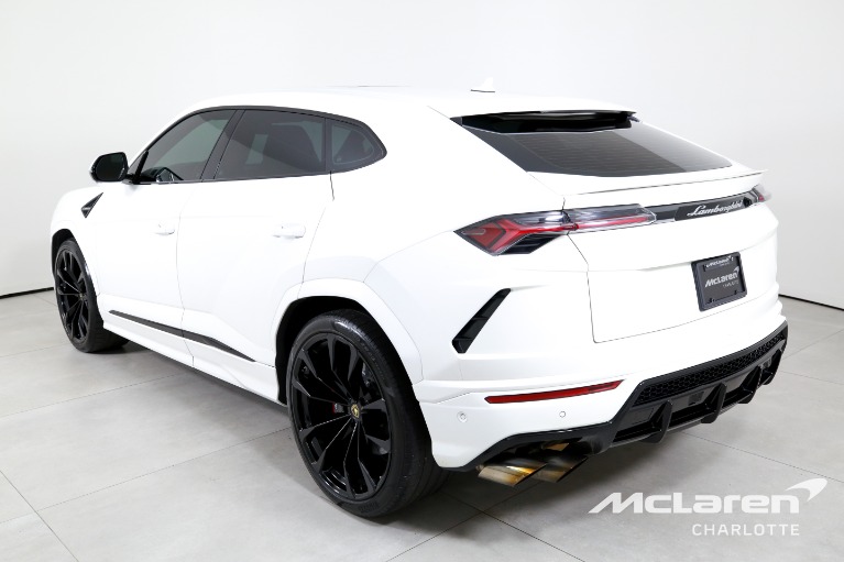 Used-2020-Lamborghini-Urus