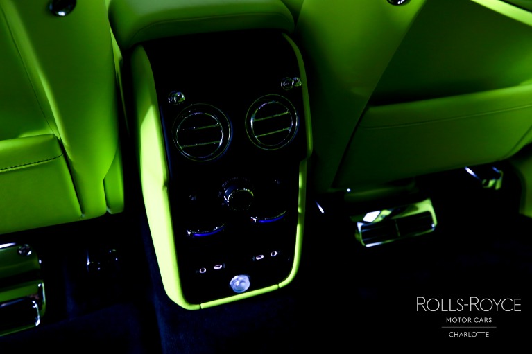 New-2027-Rolls-Royce-Black-Badge-Cullinan