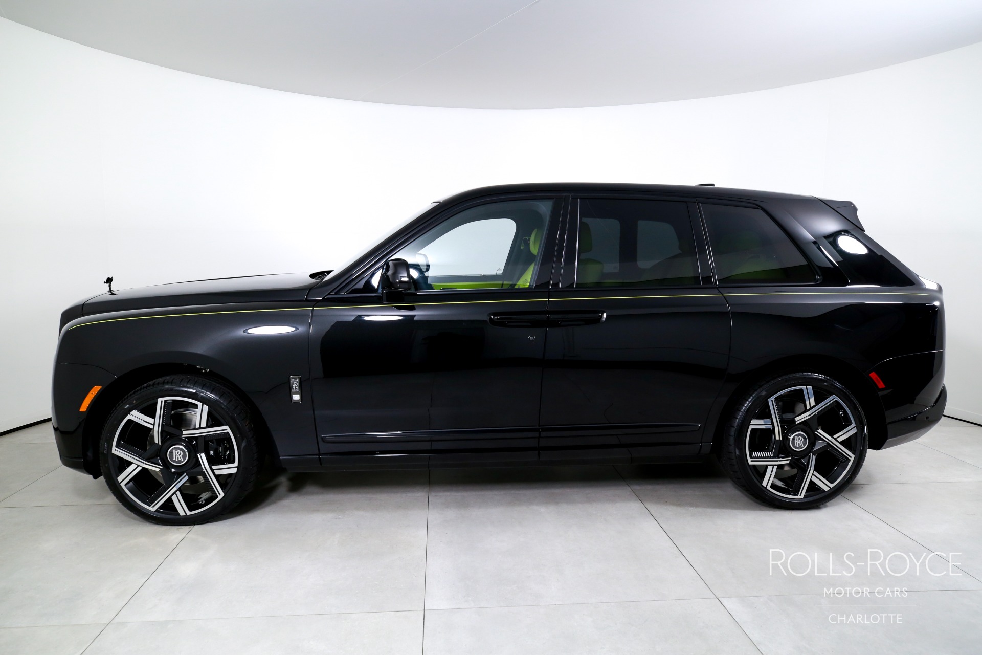 New 2027 Rolls-Royce Black Badge Cullinan  | Charlotte, NC