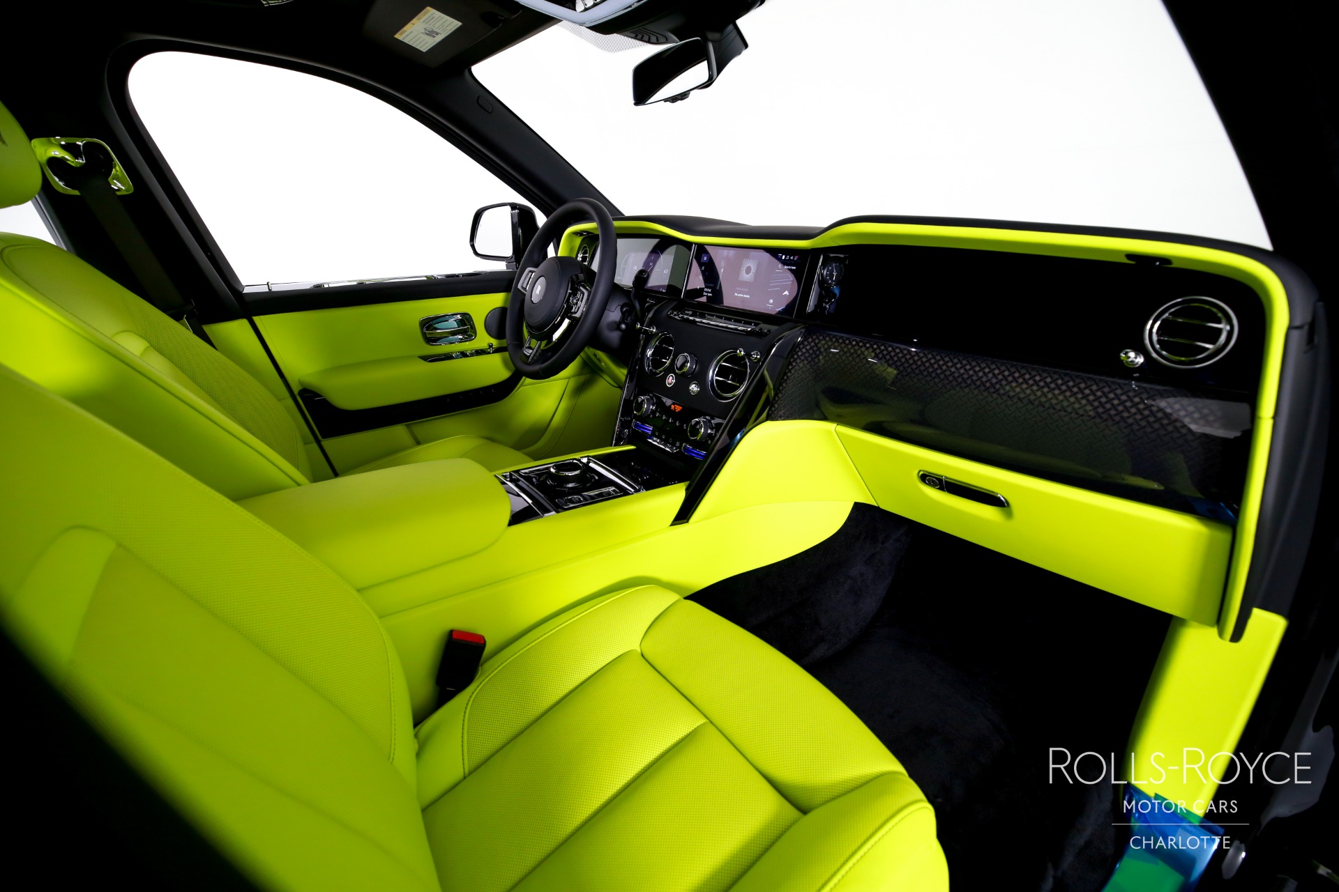 New 2027 Rolls-Royce Black Badge Cullinan  | Charlotte, NC