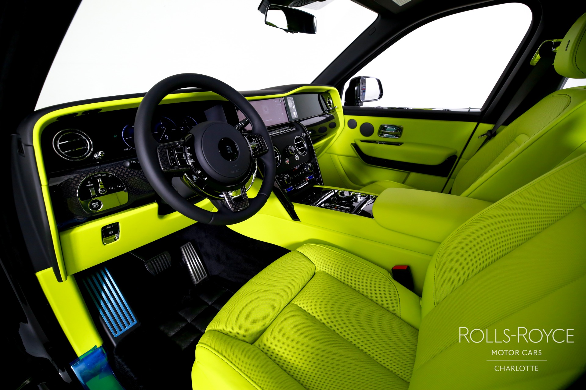 New 2027 Rolls-Royce Black Badge Cullinan  | Charlotte, NC