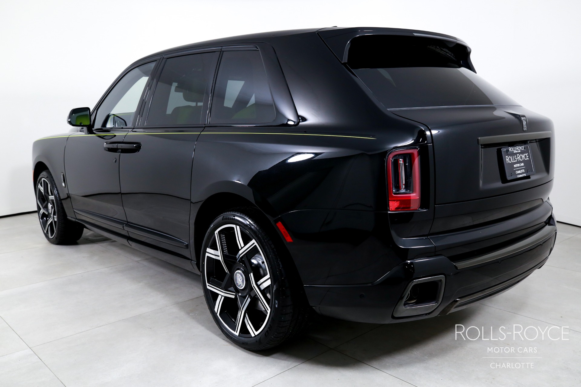New 2027 Rolls-Royce Black Badge Cullinan  | Charlotte, NC