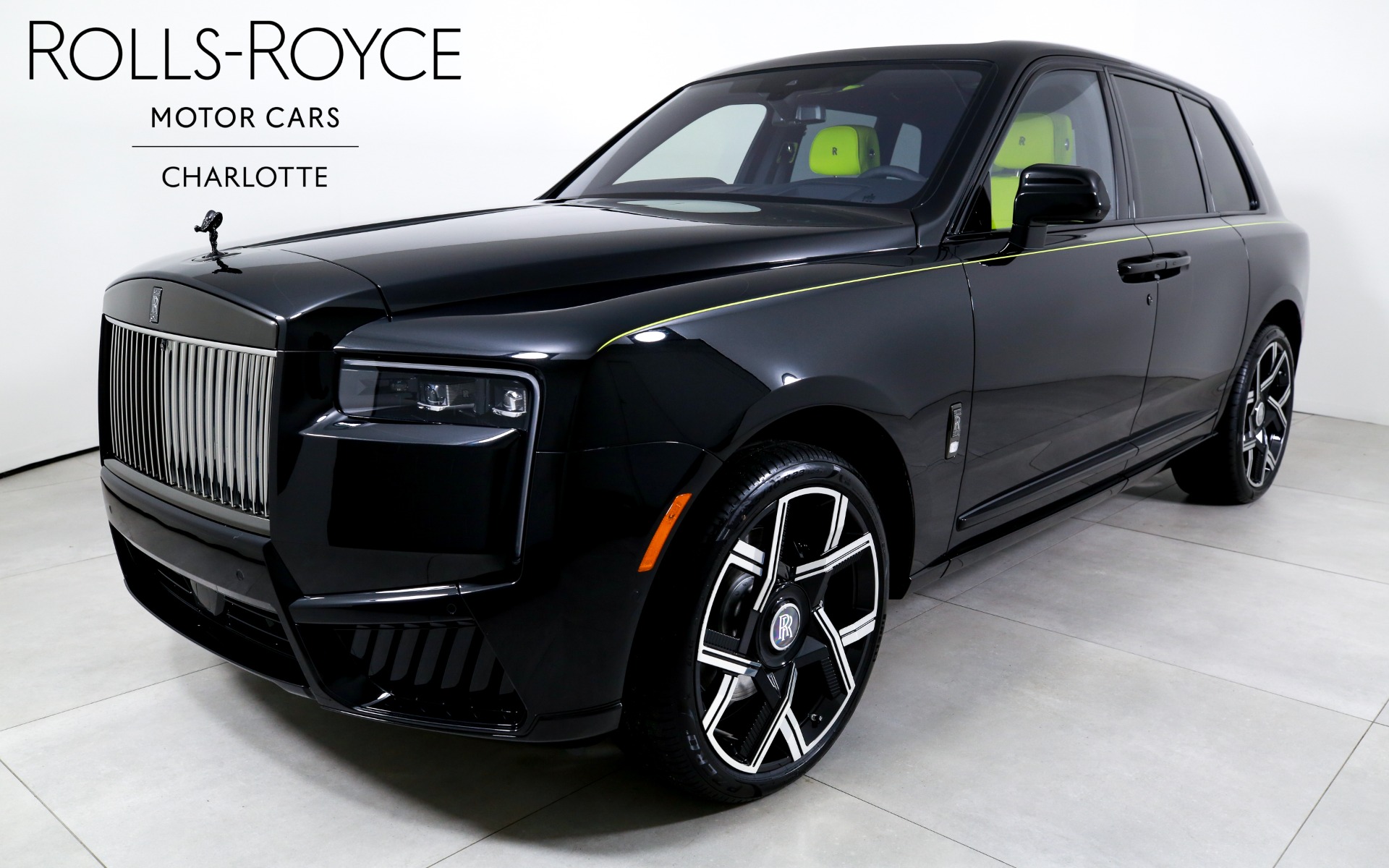 New 2027 Rolls-Royce Black Badge Cullinan  | Charlotte, NC