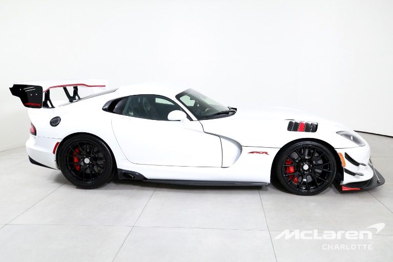 Used-2017-Dodge-Viper-ACR