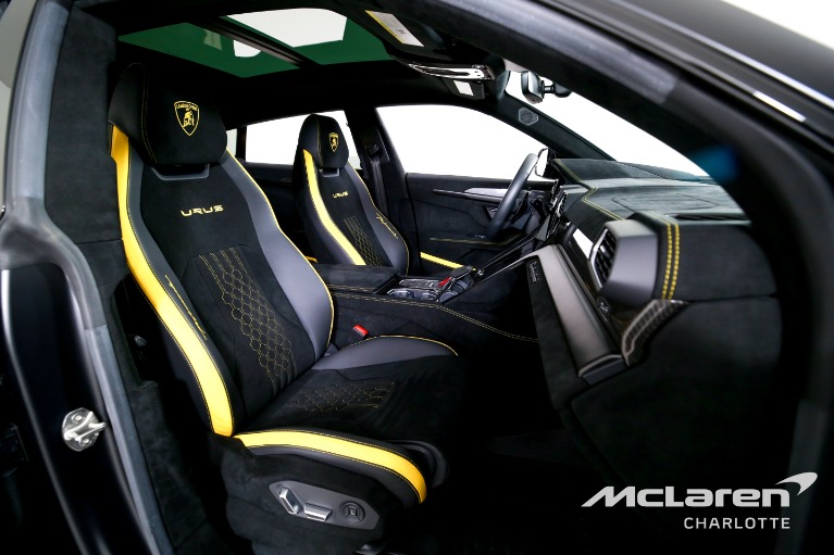 Used-2024-Lamborghini-Urus-Performante