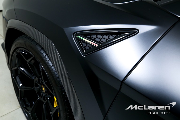 Used-2024-Lamborghini-Urus-Performante