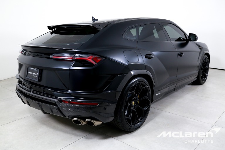 Used-2024-Lamborghini-Urus-Performante
