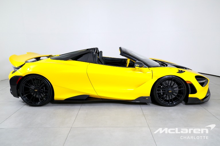 Used-2022-McLaren-765LT-Spider
