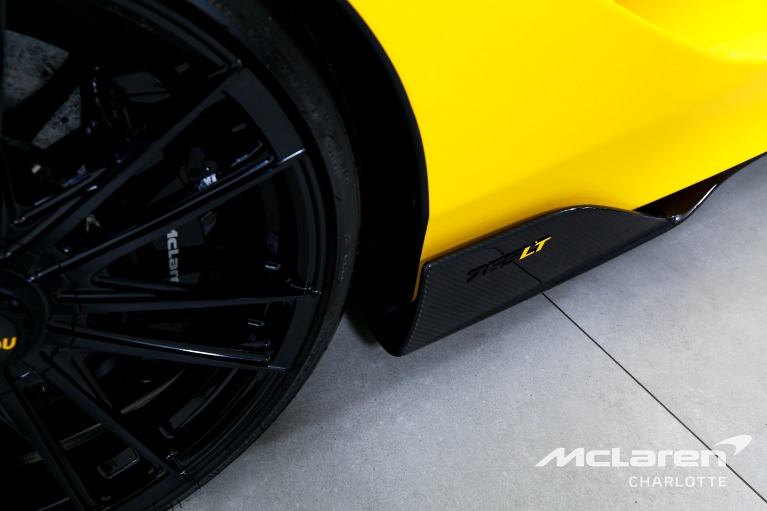 Used-2022-McLaren-765LT-Spider