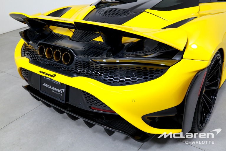 Used-2022-McLaren-765LT-Spider