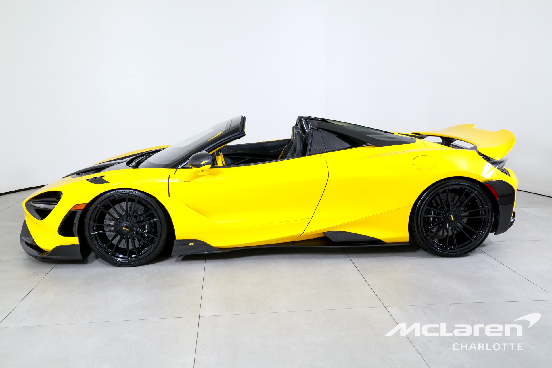 Used 2022 McLaren 765LT Spider  | Charlotte, NC
