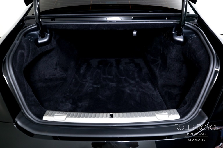 Used-2022-Rolls-Royce-Ghost