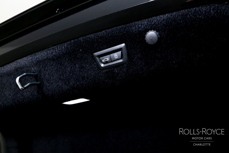 Used-2022-Rolls-Royce-Ghost