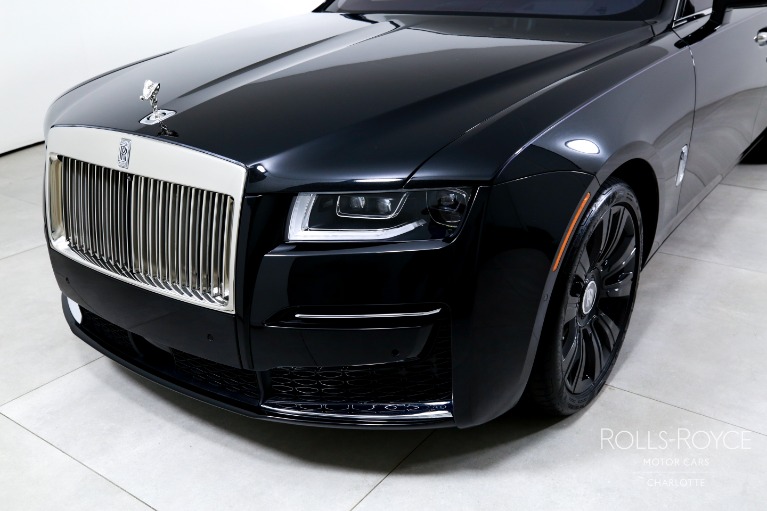 Used-2022-Rolls-Royce-Ghost