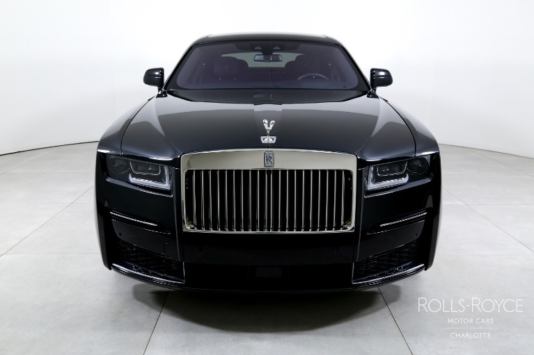 Used-2022-Rolls-Royce-Ghost