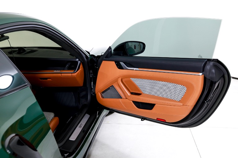 Used-2023-Porsche-911-Turbo-S
