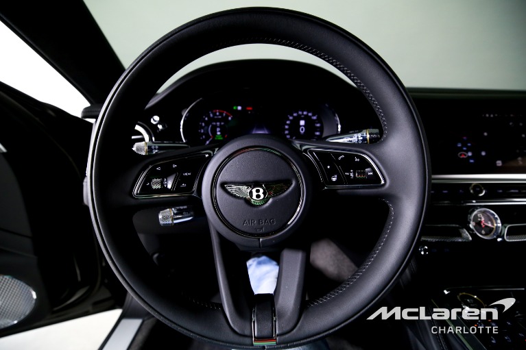 Used-2025-Bentley-Flying-Spur-Black-Edition