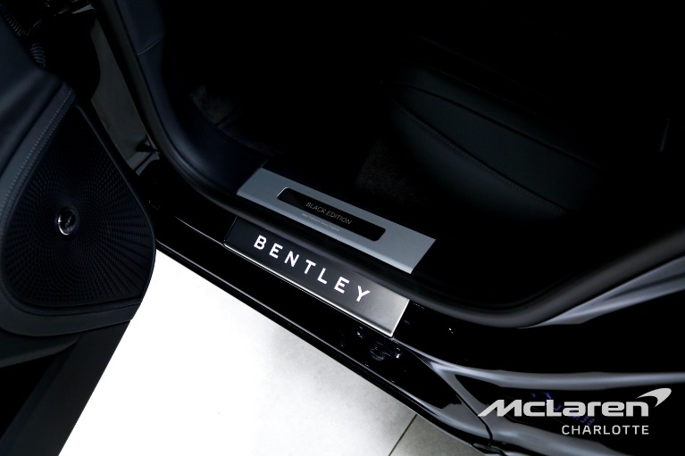 Used-2025-Bentley-Flying-Spur-Black-Edition