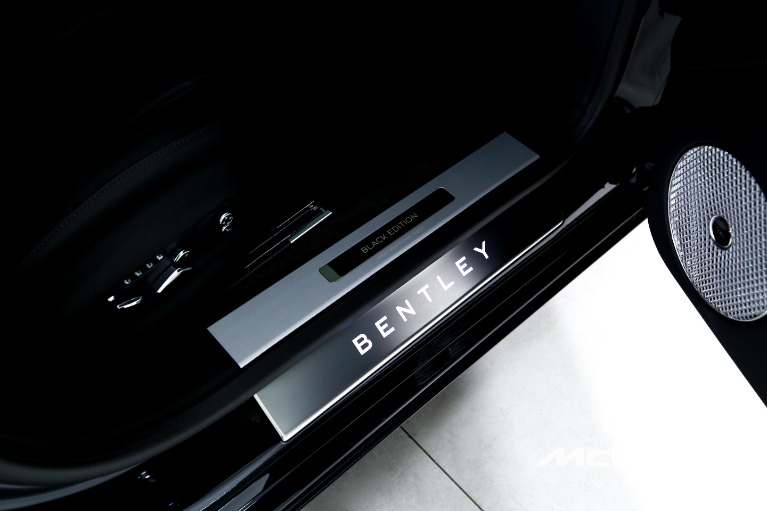 Used-2025-Bentley-Flying-Spur-Black-Edition
