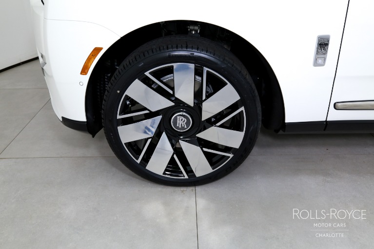 New-2027-Rolls-Royce-Cullinan