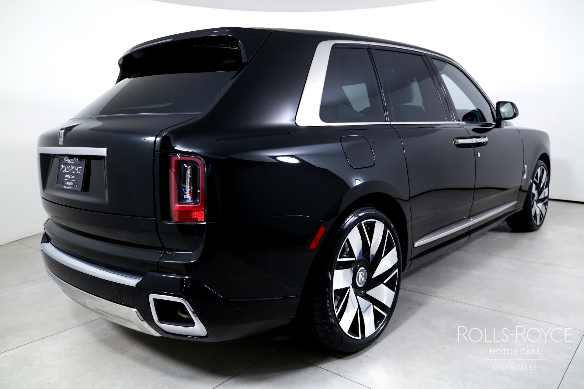 New 2027 Rolls-Royce Cullinan  | Charlotte, NC