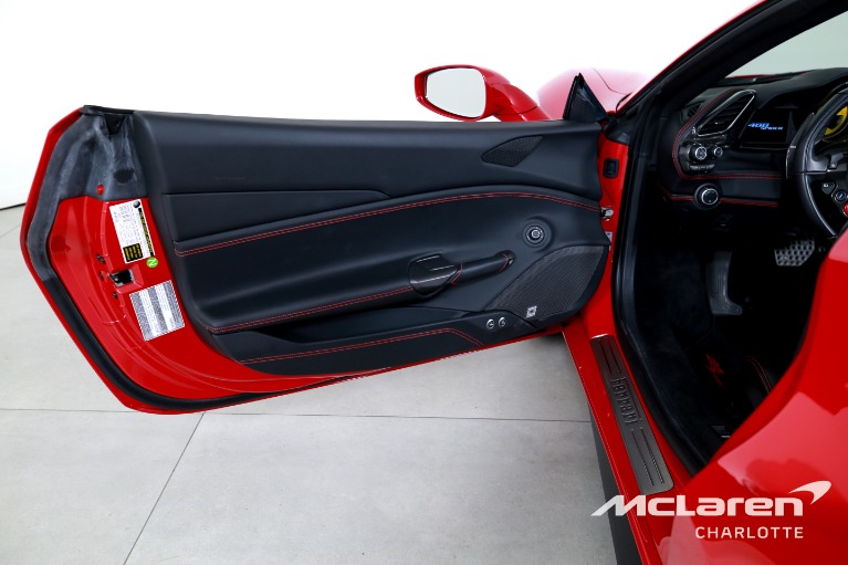 Used-2019-Ferrari-488-Spider