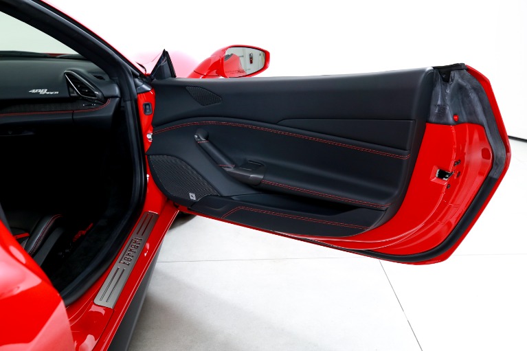 Used-2019-Ferrari-488-Spider