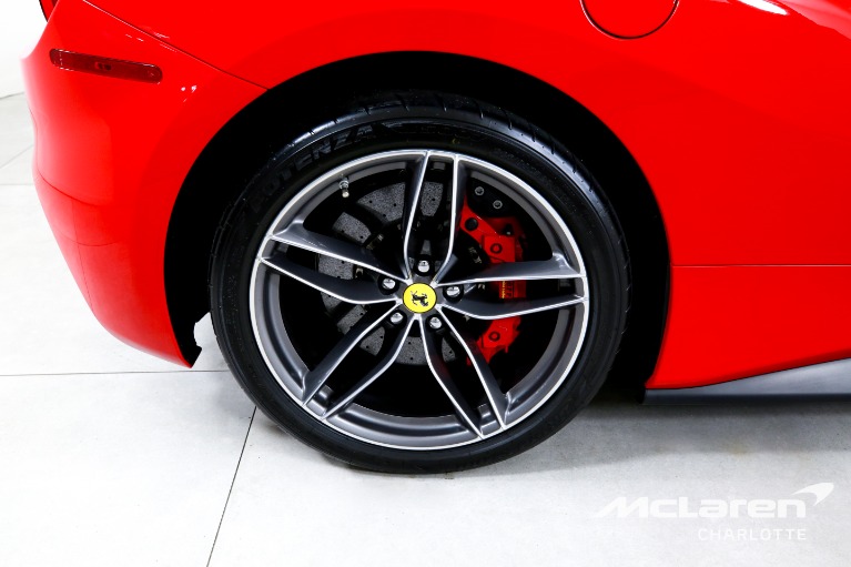 Used-2019-Ferrari-488-Spider