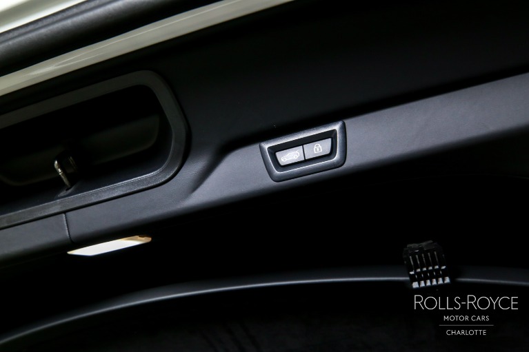 Used-2025-Rolls-Royce-Cullinan