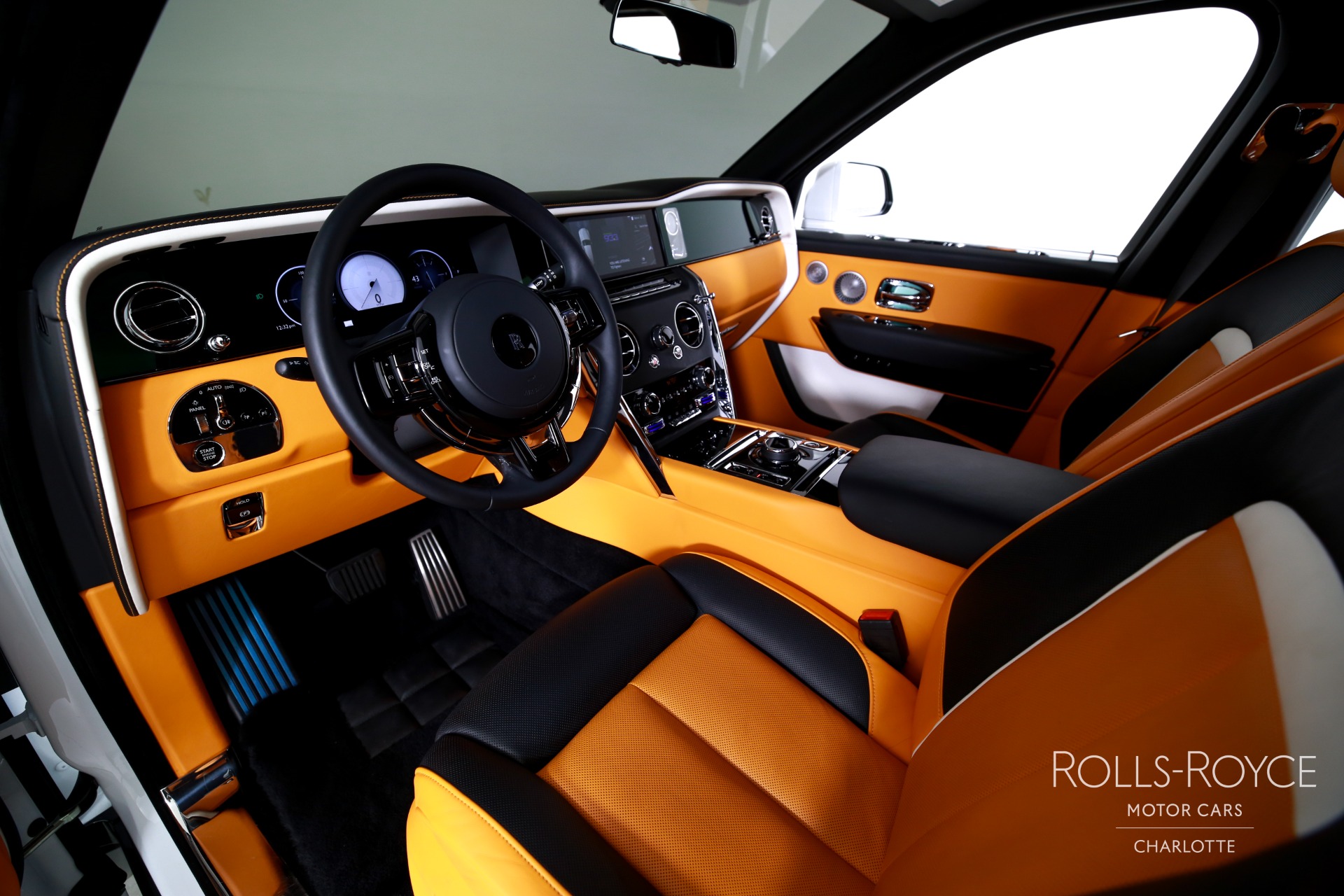 Used 2025 Rolls-Royce Cullinan  | Charlotte, NC