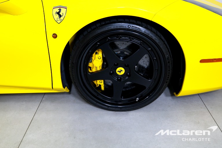 Used-2017-Ferrari-488-Spider