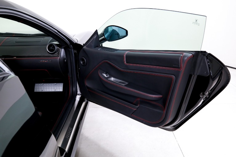 Used-2010-Ferrari-599-GTB-Fiorano