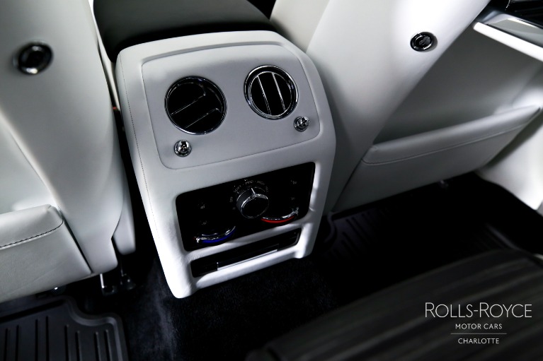 Used-2021-Rolls-Royce-Ghost