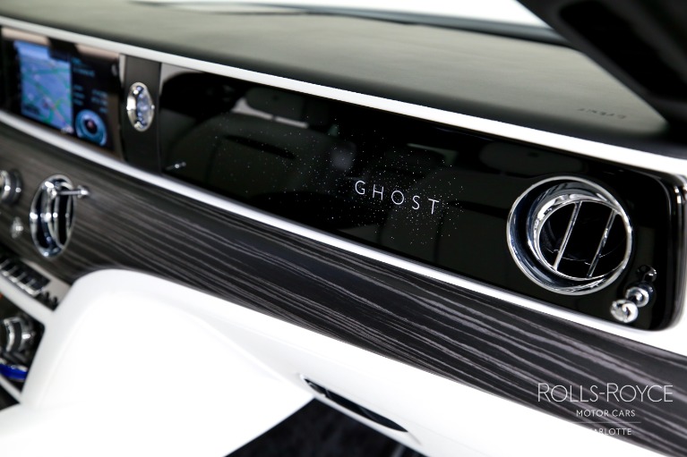 Used-2021-Rolls-Royce-Ghost