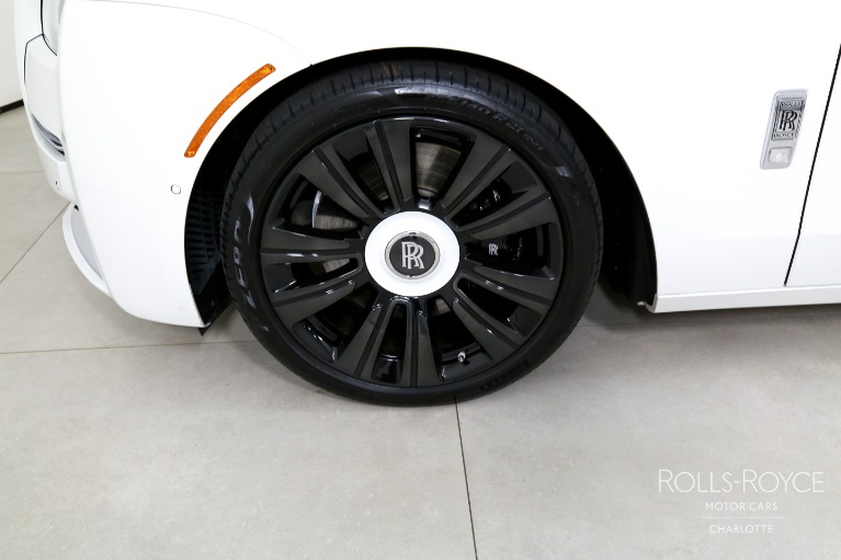 Used-2021-Rolls-Royce-Ghost
